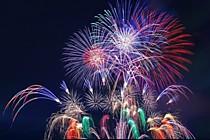 Салют (200-400 залпов)